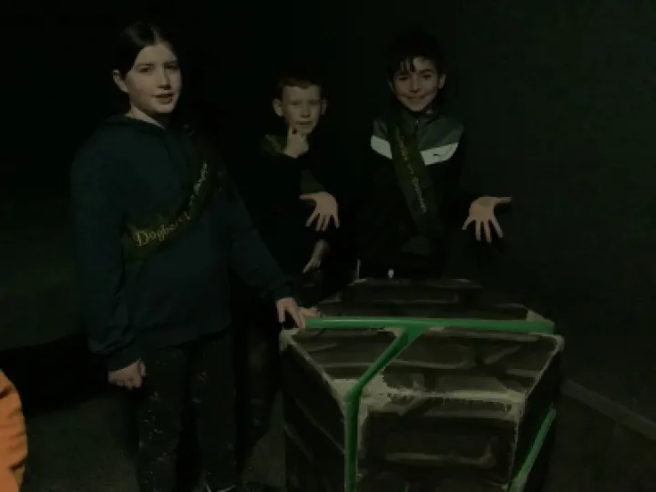 48660378-DA7F-4666-BB71-3265222FB34B