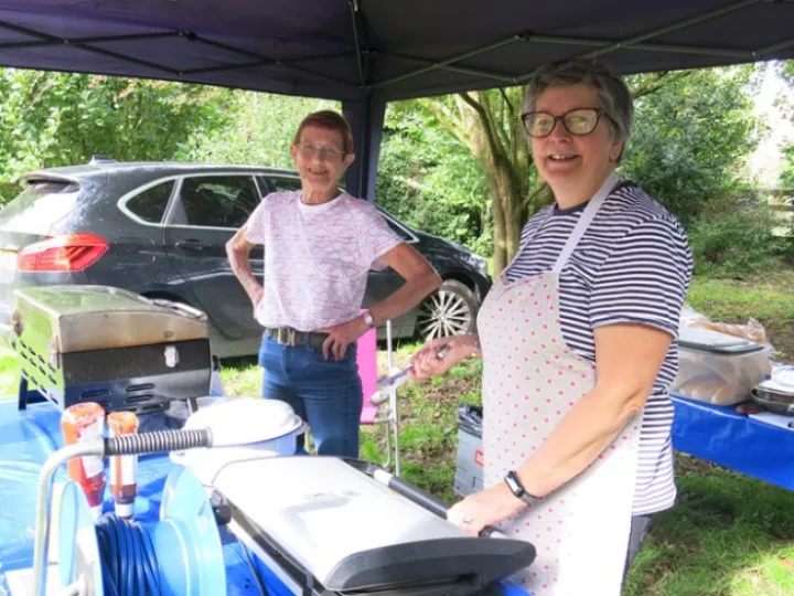 Apple Pressing 2 Sybil & ?