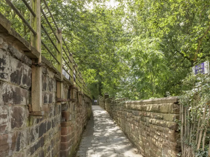 Chester City Walls – Cathedral
