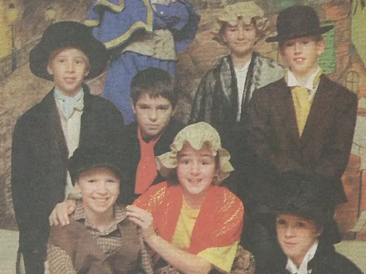 Thr Twist At Primary School Dec 1997 Photoscan