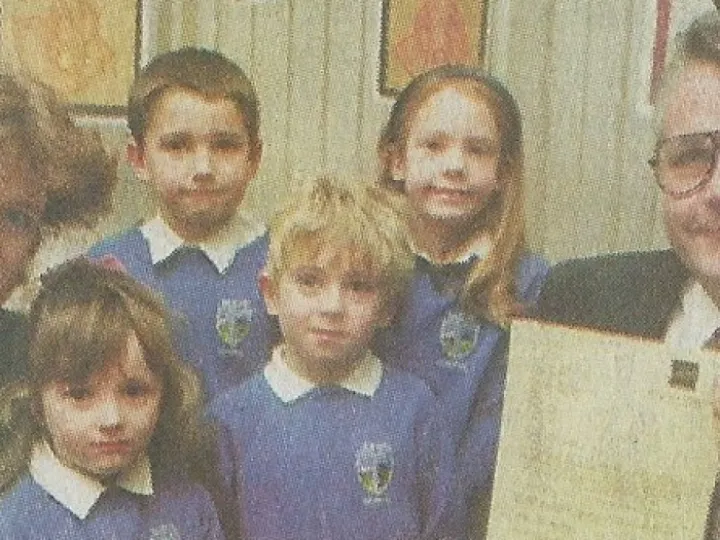 Thr Among Top Primary Schools Feb 1998 Photoscan