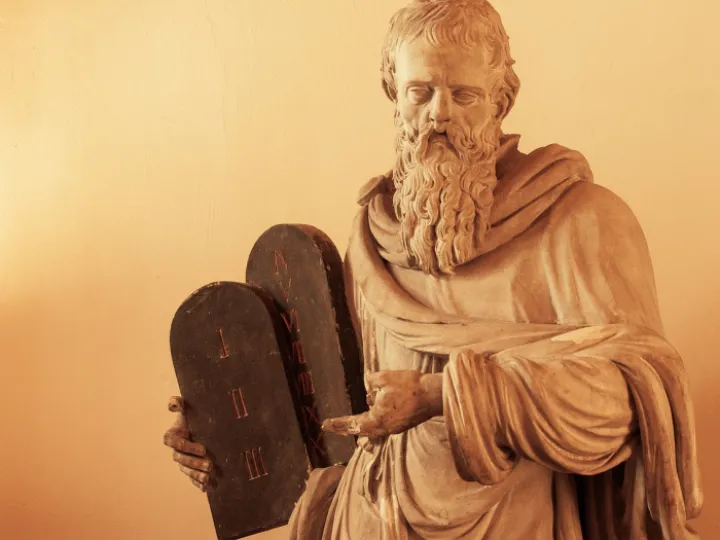 Moses statue, moses sculpture, stone tablets