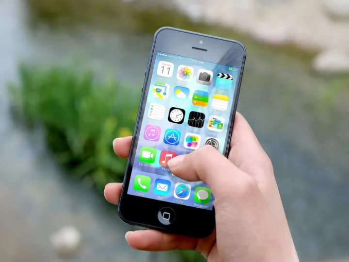 Iphone, hand, screen