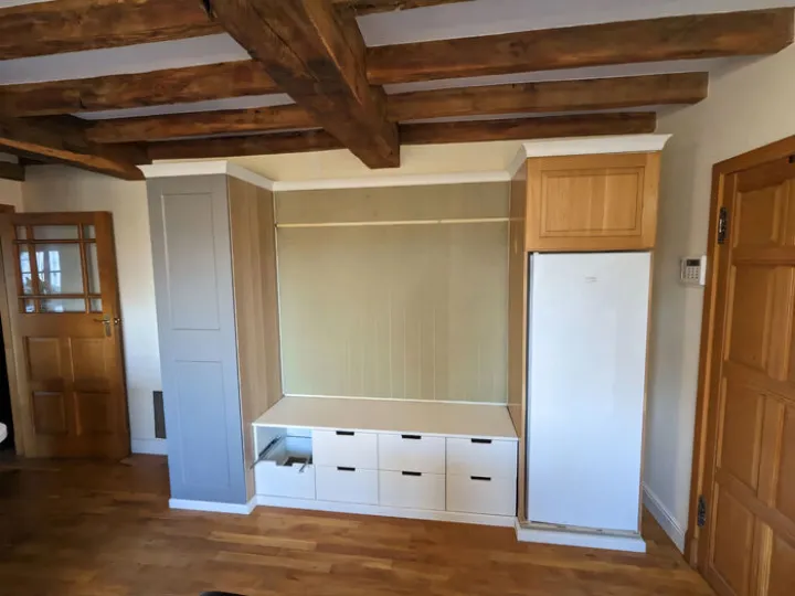 Cabinet 1 &ndash; Before